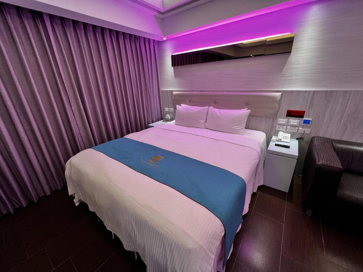King Motel王者 桃園市旅館177號 Exterior photo