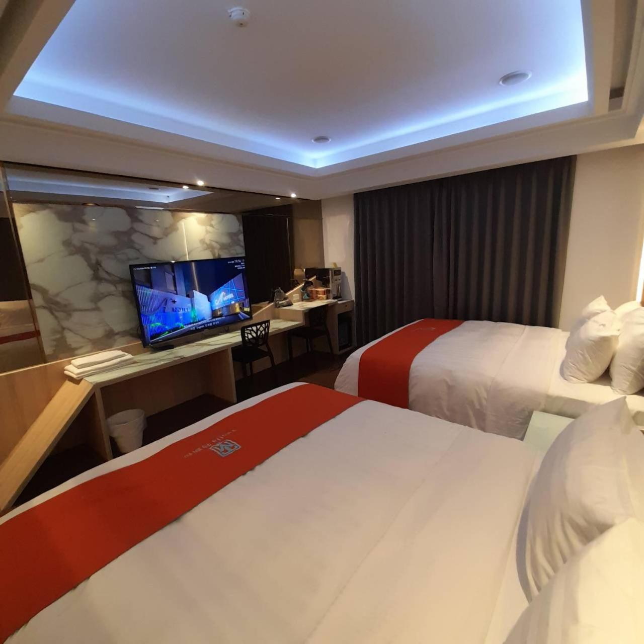 King Motel王者 桃園市旅館177號 Exterior photo
