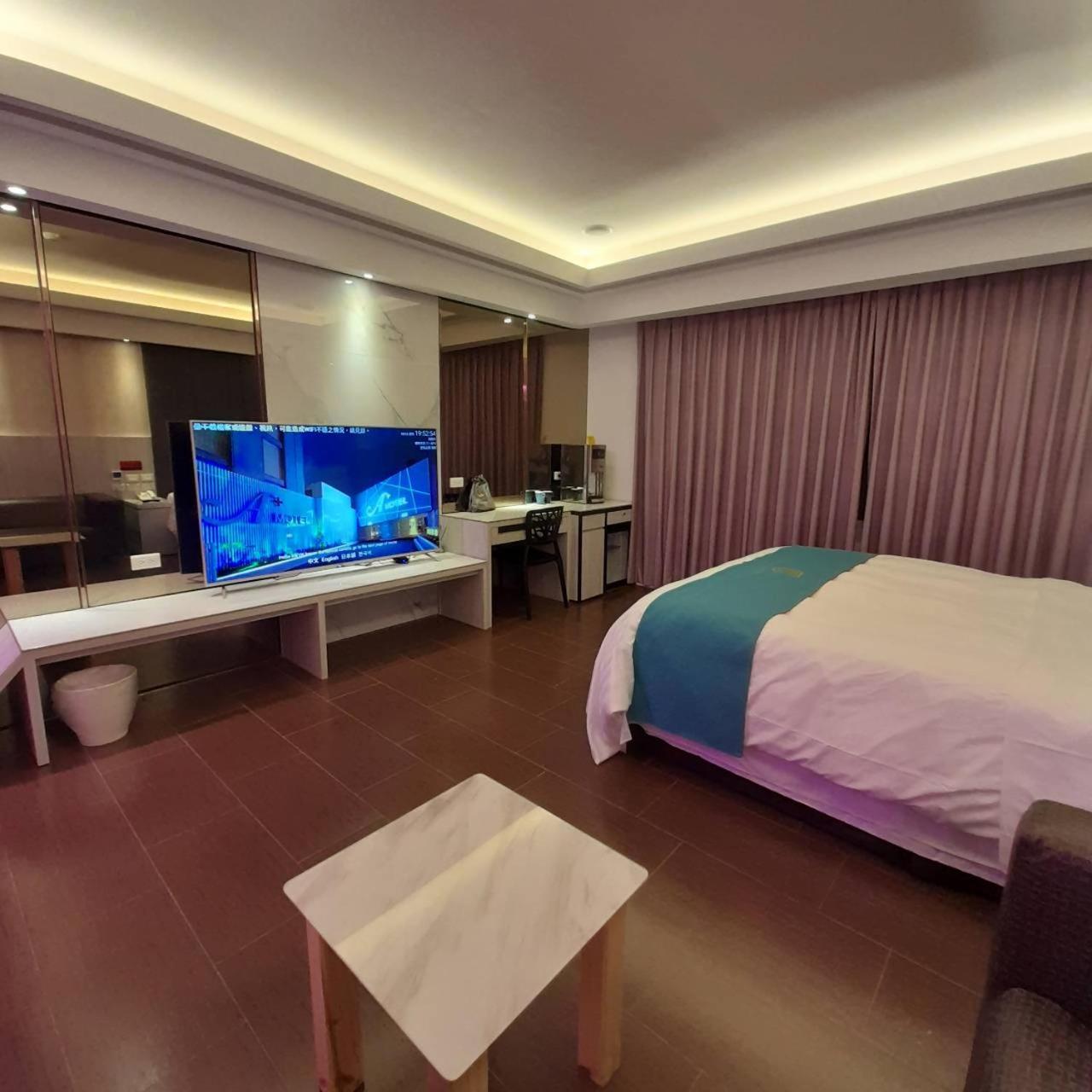 King Motel王者 桃園市旅館177號 Exterior photo